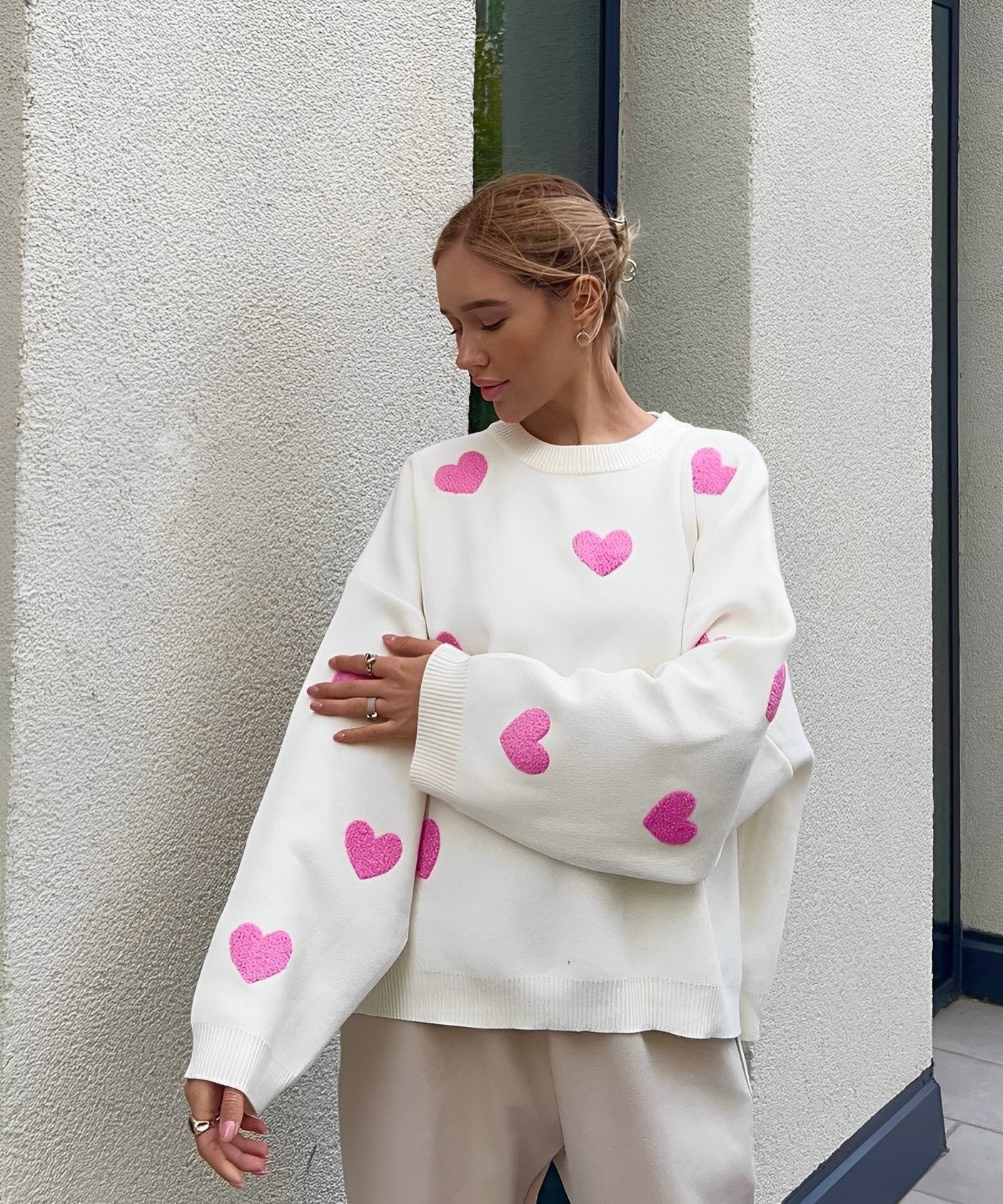 Oriana - Suéter Oversize con Bordado de Corazones