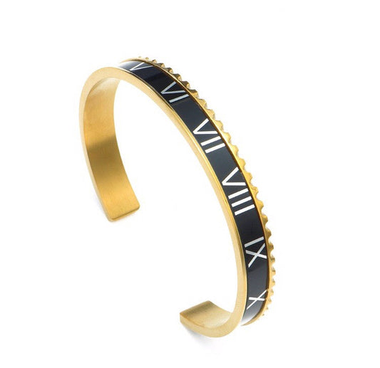 Roman Speed bracelet black gold bezel style