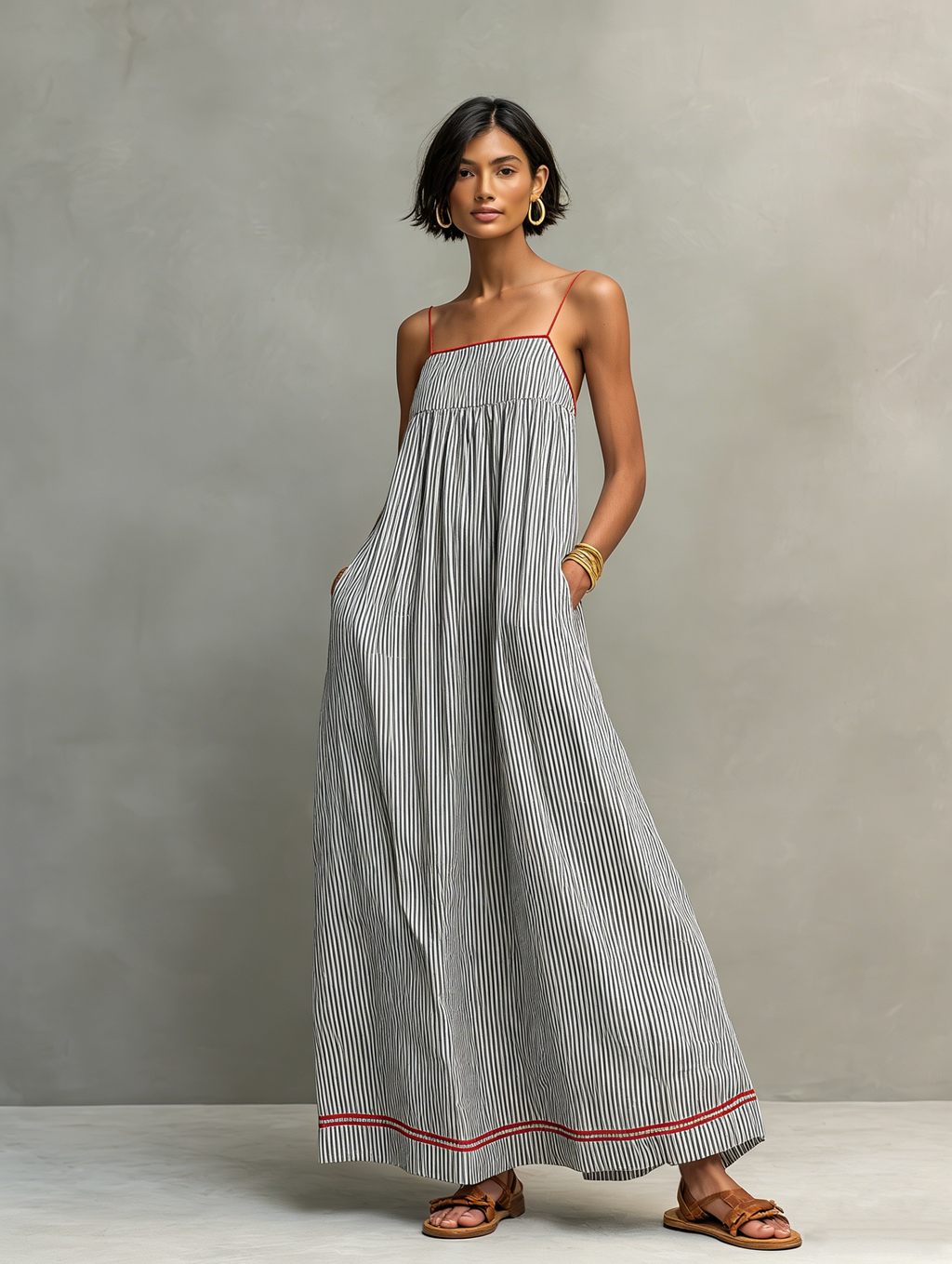 Alma · Vestido Azul con Tirantes Finos y Bolsillos