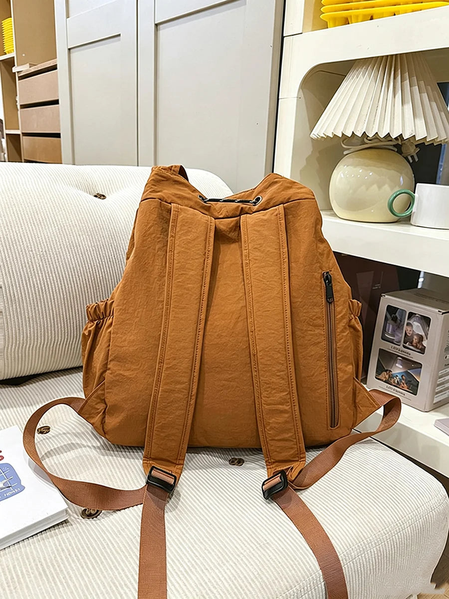 Camila | Mochila convertible con cordón