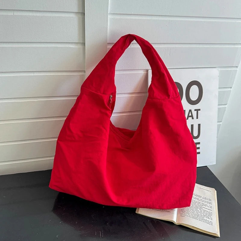 Carla | Bolso hobo de hombro suave