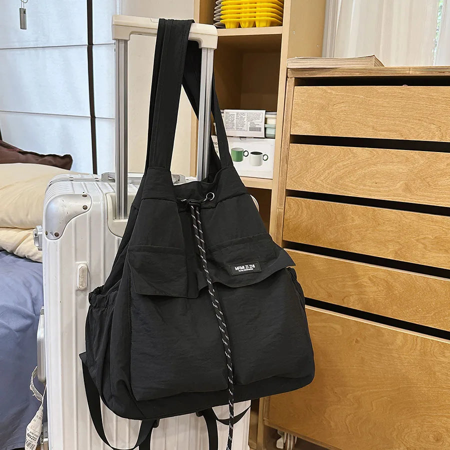 Camila | Mochila convertible con cordón
