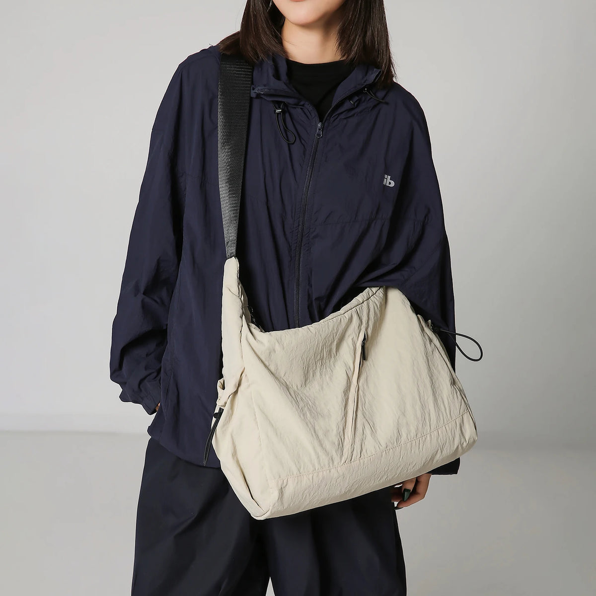 Paola | Bolso hobo de nailon